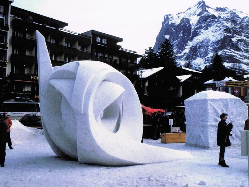 <b><i>Visionen</i></b>, 1997, snow,  350x400x450 cm ,Grindelwald (Switserland)
