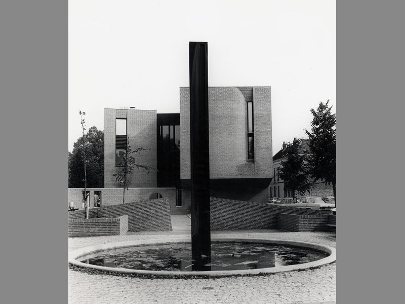 <b><i>Beeldproject in buitenruimte</i></b>, 1981, cortenstaal, Kalkhaven Gorinchem i.s.m. Arie Brinkman