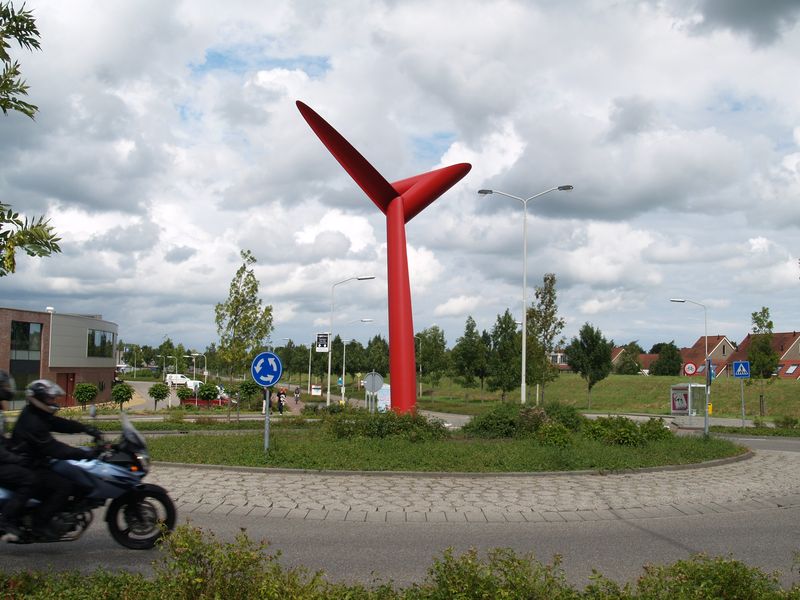 <b><i>Skywing II</i></b>, 2008, coated steel, 260x400x700 cm ø 50 cm,Gorinchem (Netherlands)