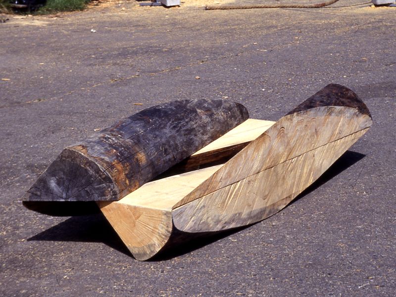 <b><i>Raft to rest</i></b>, 1992, Fins-grenenhout,  40x80x140 cm, 'Finland art museum' Kemijarvi (Finland)